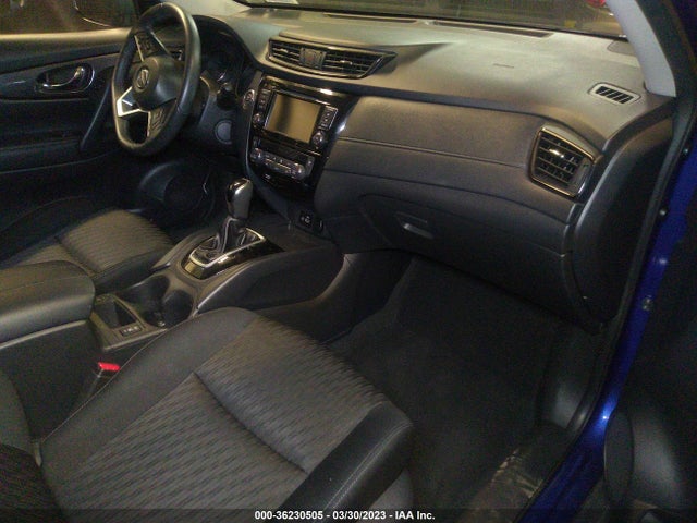 2018 NISSAN ROGUE SV VIN: KNMAT2MVXJP615158