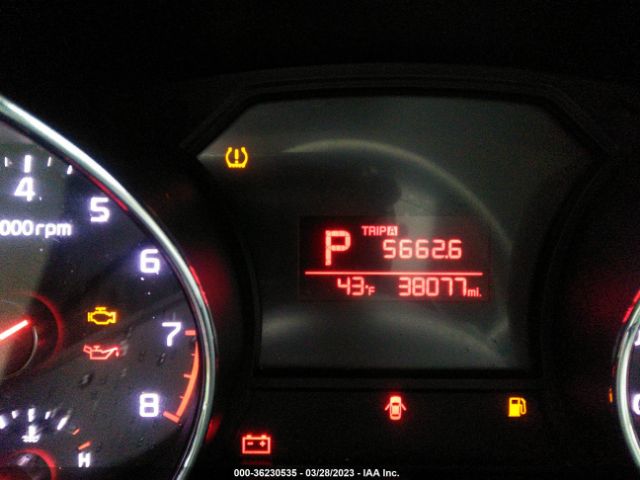 KNDMB5C19G6201223 KIA SEDONA LX