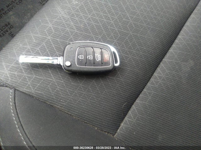 Hyundai TUCSON SE 2016 KM8J33A41GU179713 Image 3