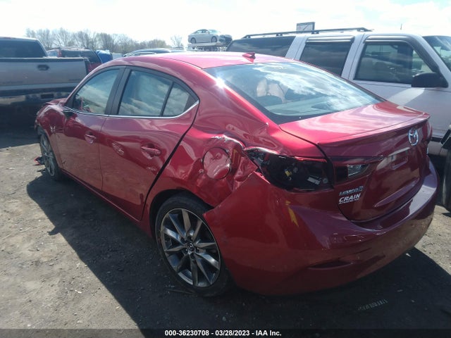 2018 MAZDA MAZDA3 4-DOOR GRAND TOURING VIN: 3MZBN1W30JM175359