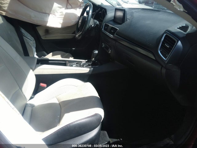 2018 MAZDA MAZDA3 4-DOOR GRAND TOURING VIN: 3MZBN1W30JM175359