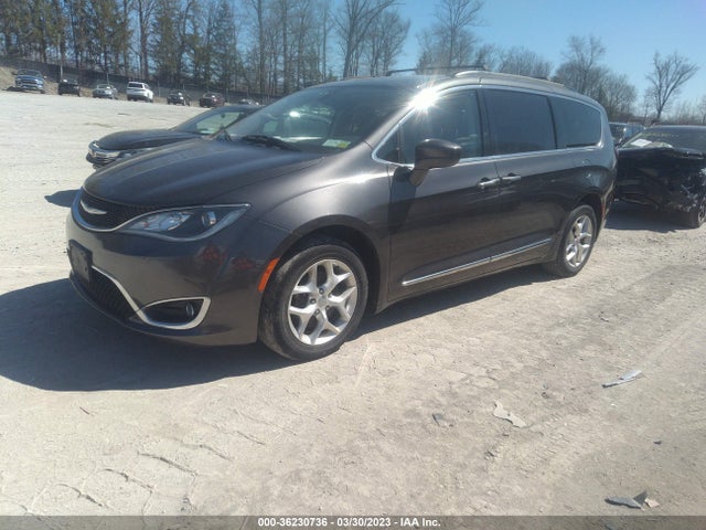 2C4RC1BG9HR757057 Chrysler Pacifica Touring-l