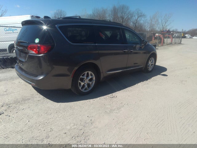 2C4RC1BG9HR757057 Chrysler Pacifica Touring-l