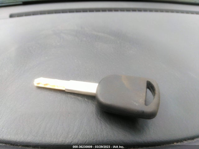 2005 HONDA CIVIC SDN LX VIN: 2HGES16545H518951