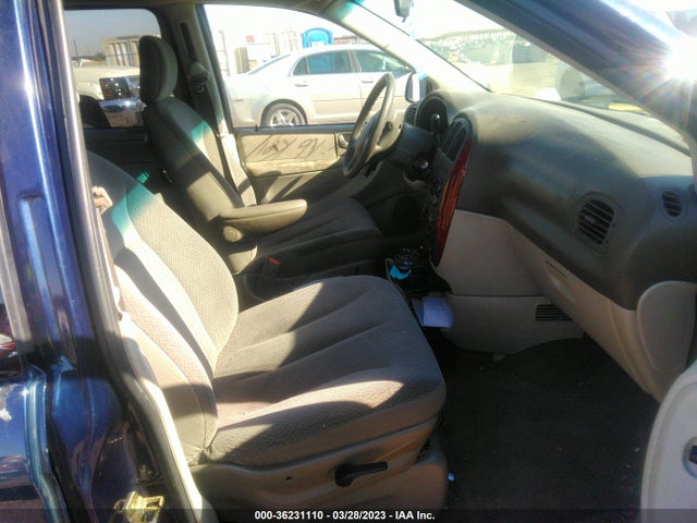 2005 CHRYSLER TOWN & COUNTRY VIN: 1C4GP45R05B361023