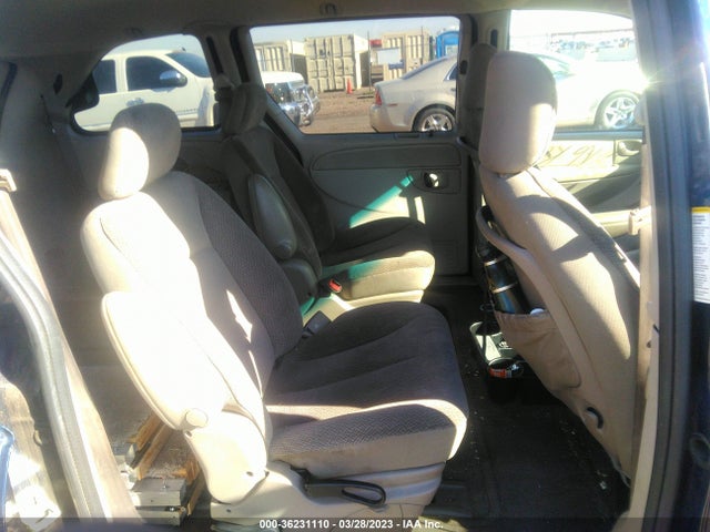 2005 CHRYSLER TOWN & COUNTRY VIN: 1C4GP45R05B361023