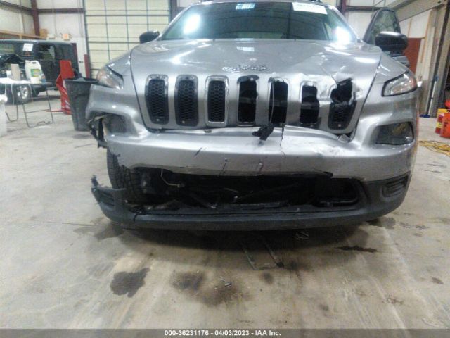 1C4PJMAB0HW532182 Jeep Cherokee Sport