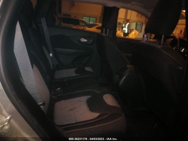 1C4PJMAB0HW532182 Jeep Cherokee Sport