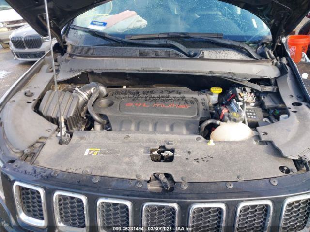 3C4NJDBB5JT161019 Jeep Compass Latitude