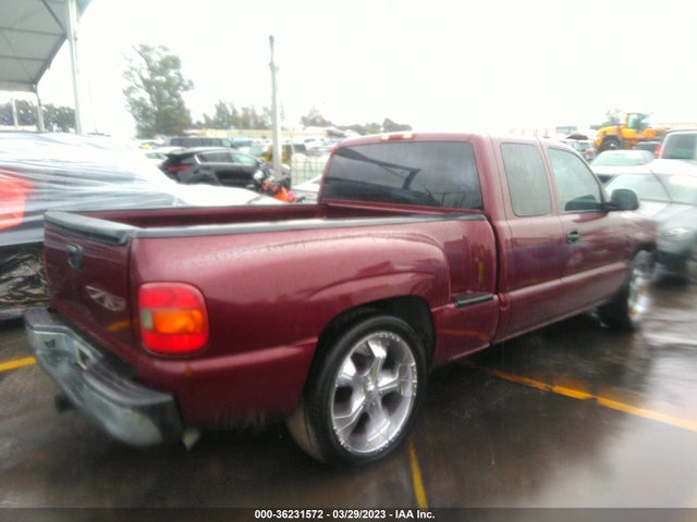 2000 CHEVROLET SILVERADO 1500 LS VIN: 2GCEC19T2Y1341495