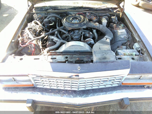 1983 FORD LTD CROWN VICTORIA VIN: 1FABP43F3DZ111418