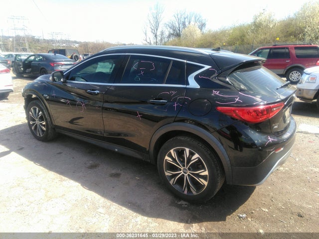 2018 Infiniti QX30, VIN: SJKCH5CR6JA050522