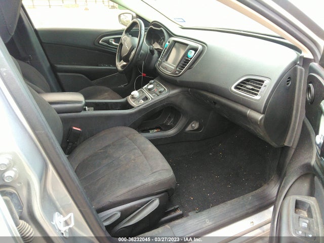 Chrysler 200 Limited 2016 1C3CCCABXGN102204 Image 5