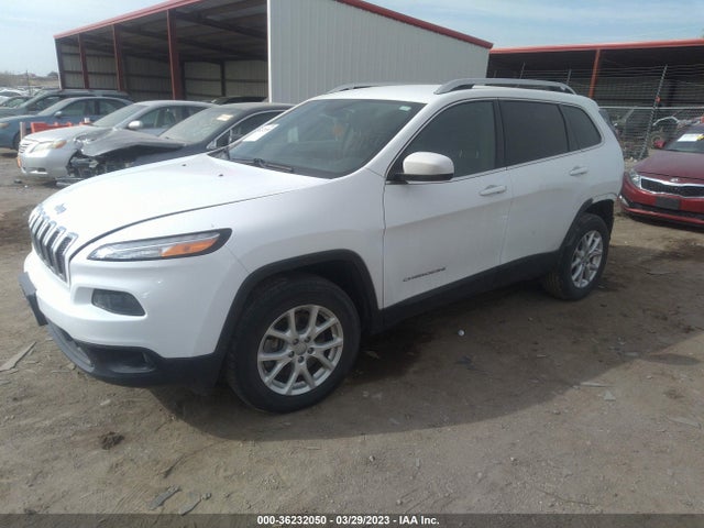 1C4PJMCS8GW194140 Jeep Cherokee Latitude
