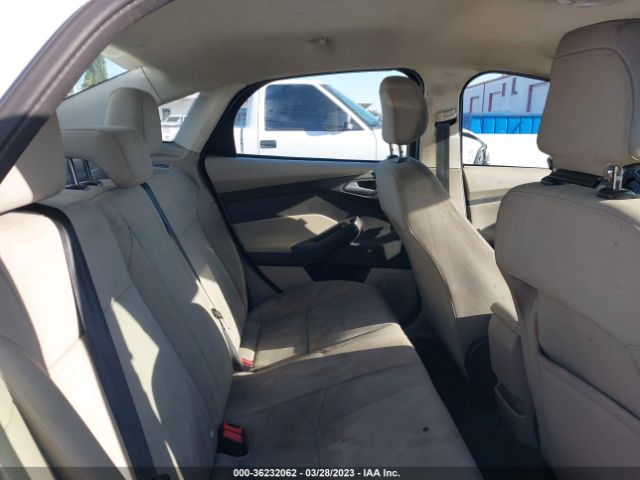 1FADP3F20JL280886 Ford FOCUS SE