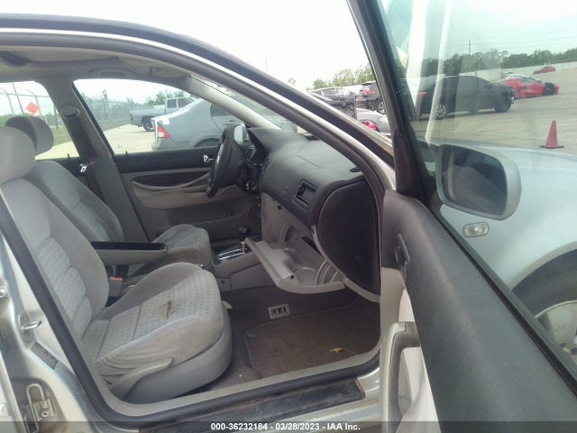 2003 VOLKSWAGEN JETTA SEDAN 3VWSK69MX3M104053 Photo 4