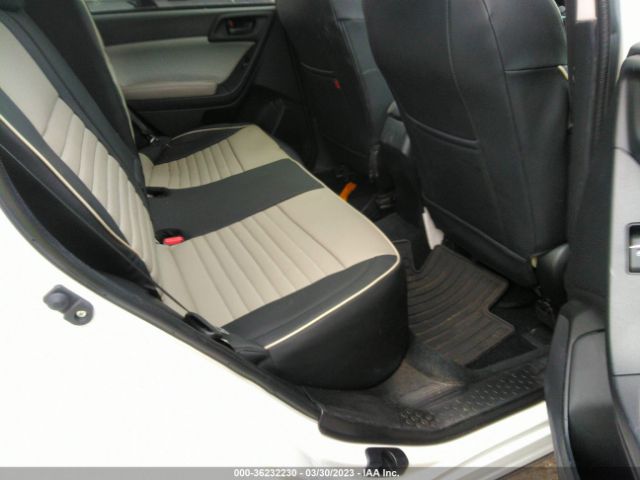 JF2SJAGC0JH567180 Subaru Forester Premium