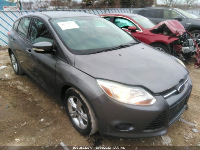 Ford FOCUS SE 2014 1FADP3K21EL222636 Image 1