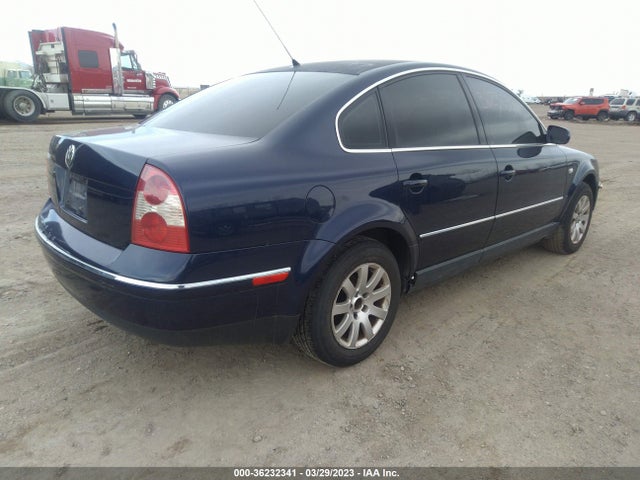 2001 VOLKSWAGEN PASSAT GLS VIN: WVWPD63B51P294734