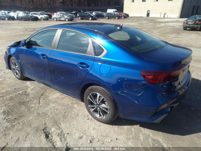 3KPF24ADXNE458205 KIA Forte Lxs