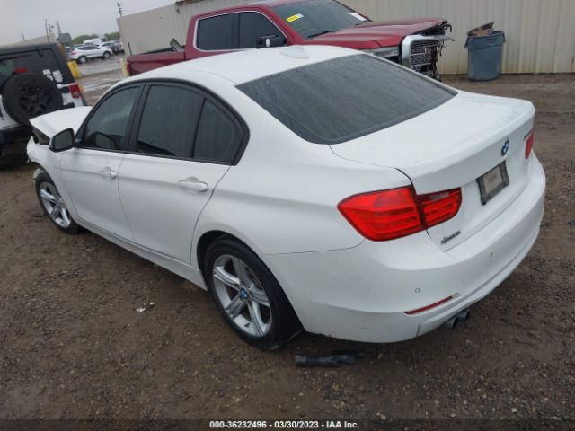 WBA3C1C51FK123561 BMW 3 Series 328i