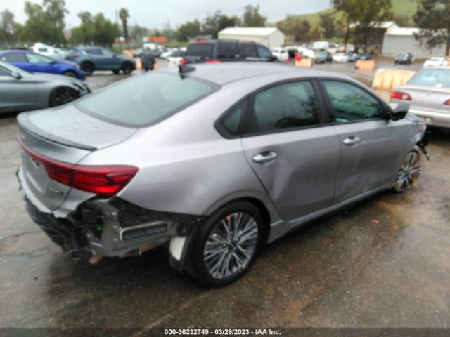 3KPF54ADXPE556290 KIA Forte Gt-line