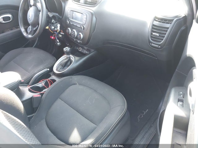 KIA SOUL + 2015 KNDJP3A56F7190317 Image 6