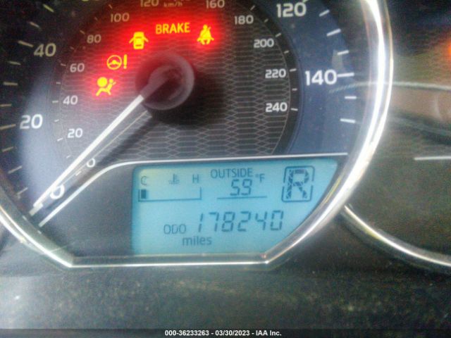 2T1BURHE4FC465011 Toyota COROLLA LE