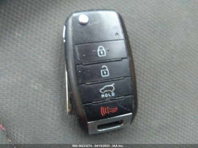 KNDJN2A20G7256156 KIA Soul Base