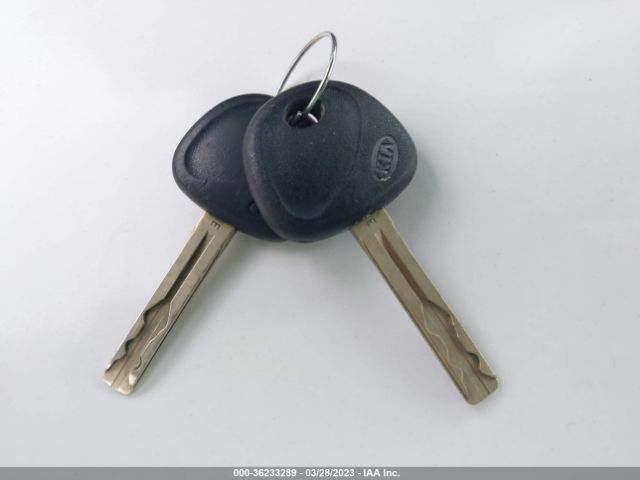 KNADM4A32E6403274 KIA RIO LX