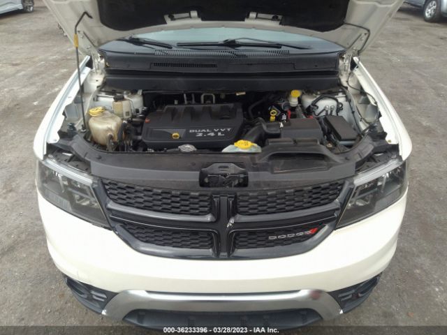 3C4PDCGB0FT599599 Dodge Journey Crossroad