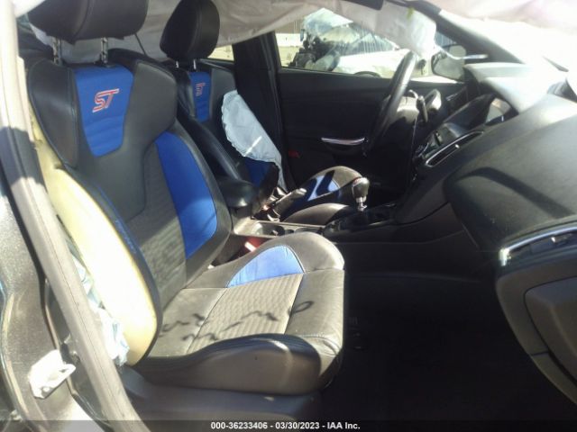 1FADP3L98GL391860 Ford FOCUS ST