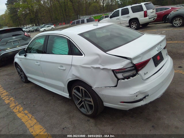 WAUJ8GFFXH1030059 Audi A3 Sedan Premium Plus