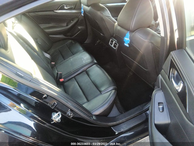 2019 Nissan Maxima, VIN: 1N4AA6AV2KC363860