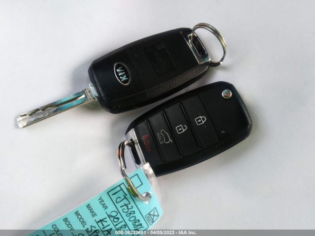 KNDPM3AC6J7380886 KIA Sportage Lx