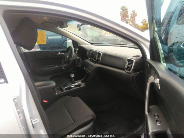 KNDPM3AC6J7380886 KIA Sportage Lx