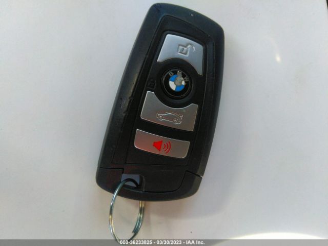 WBA8E5G5XHNU22341 BMW 3 Series 320i Xdrive