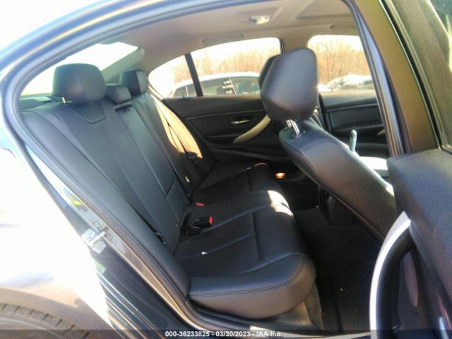 WBA8E5G5XHNU22341 BMW 3 Series 320i Xdrive