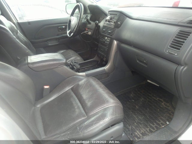 2005 HONDA PILOT EX-L WITH RES VIN: 2HKYF18685H518092