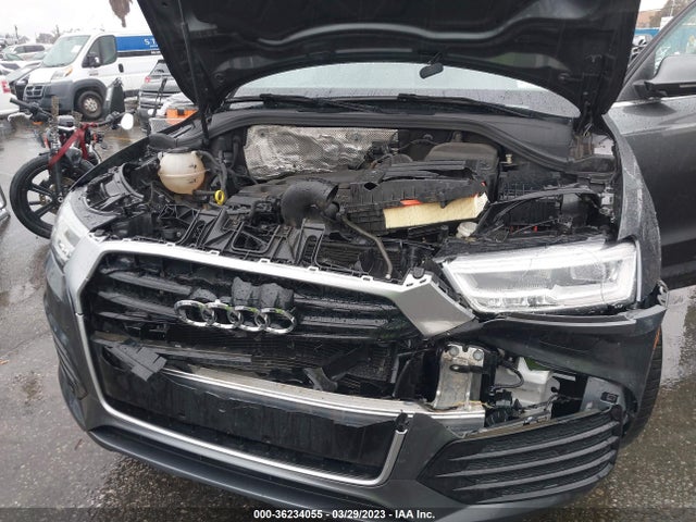 WA1JCCFS1JR013305 Audi Q3 Premium Plus
