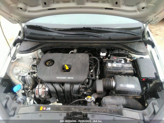 Hyundai ELANTRA SE 2018 5NPD74LF6JH362763 Image 10