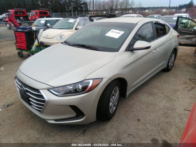 Hyundai ELANTRA SE 2018 5NPD74LF6JH362763 Image 2