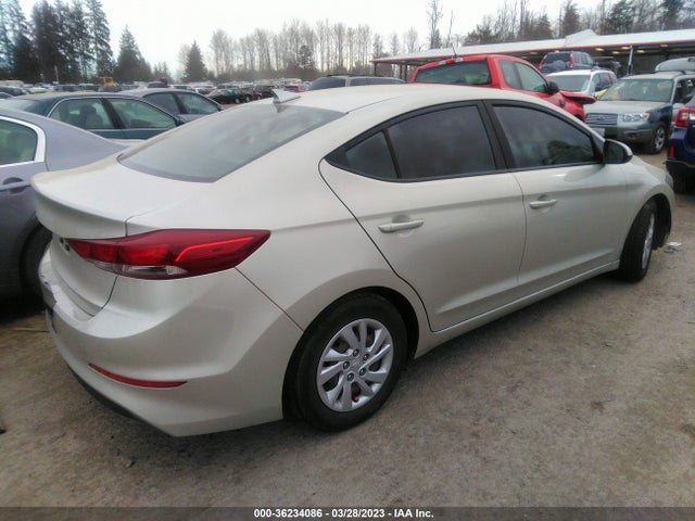 Hyundai ELANTRA SE 2018 5NPD74LF6JH362763 Image 4