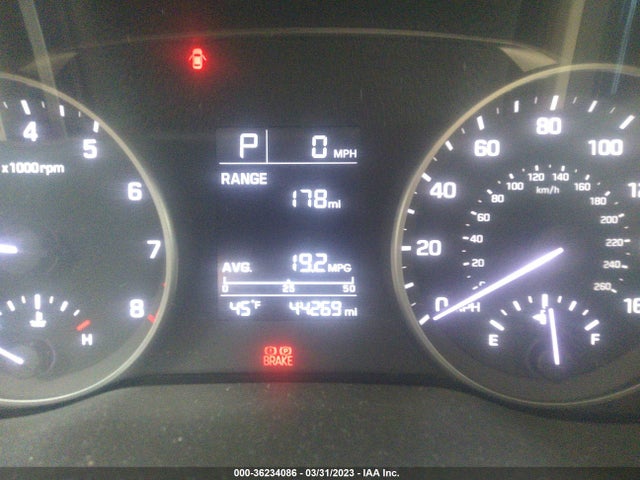 Hyundai ELANTRA SE 2018 5NPD74LF6JH362763 Image 7