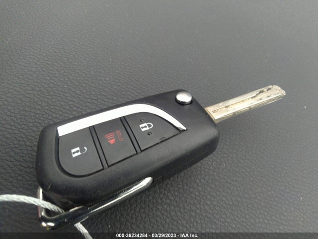 Toyota RAV4 LE 2019 2T3H1RFV1KW012518 Image 3