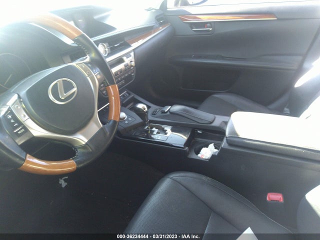 JTHBW1GG9E2043617 Lexus Es 300h Hybrid