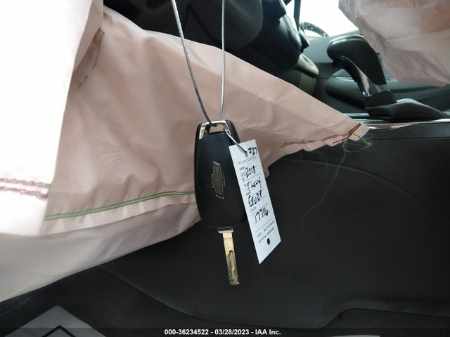 Chevrolet CRUZE LT 2018 1G1BE5SM8J7204134 Image 3