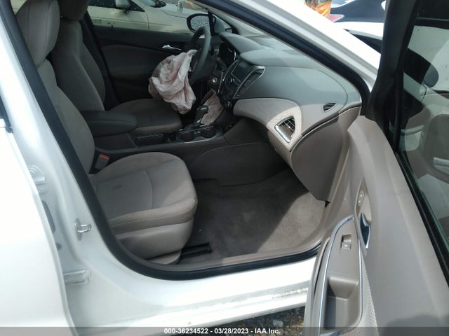Chevrolet CRUZE LT 2018 1G1BE5SM8J7204134 Image 6