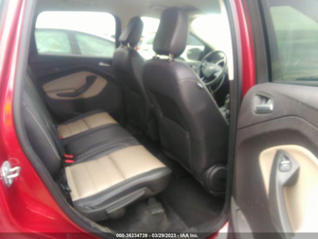 1FMCU0HD3KUB34629 Ford ESCAPE SEL