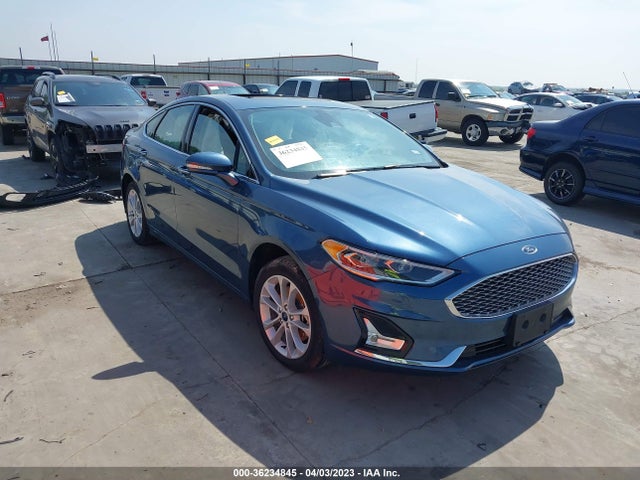 2019 Ford Fusion, VIN: 3FA6P0SU1KR190597